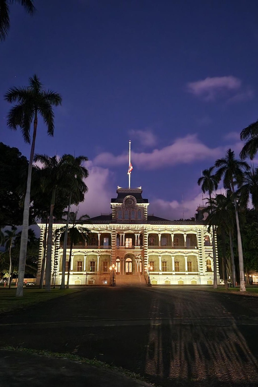 Honolulu: Ghosts of Old Honolulu Walking Tour - The Royal Palace and the weight of Hawaiian royalty