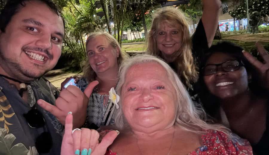 Honolulu Haunts: Ghosts and Spirits Walking Tour - Why Honolulu’s downtown ghosts make a good evening walk
