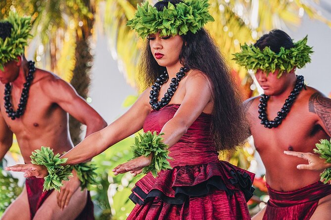Honolulu: Ka Moana Lūʻau at Aloha Tower – Oceanfront Luau Show - Seating can make or break the evening