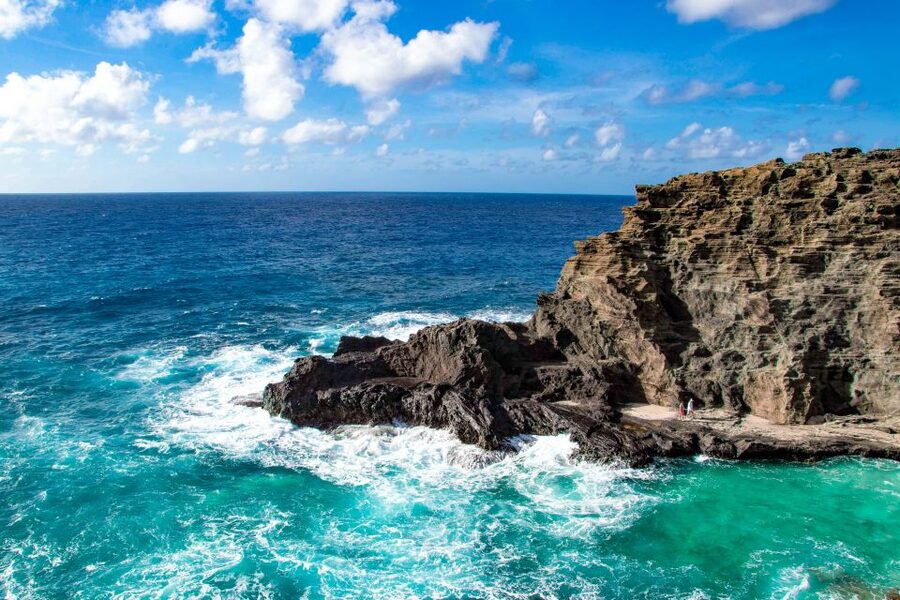 Honolulu: Oahu Sights and Bites Circle Island Foodie Tour - Halona Blowhole and the eastern coast
