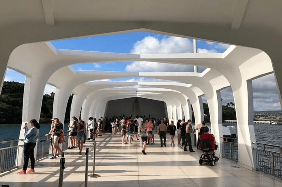 Honolulu: Pearl Harbor USS Arizona Memorial Tour - Inside the Pearl Harbor visitor center