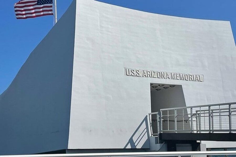 Honolulu: Pearl Harbor USS Arizona Memorial Tour - How much time four hours really gives you