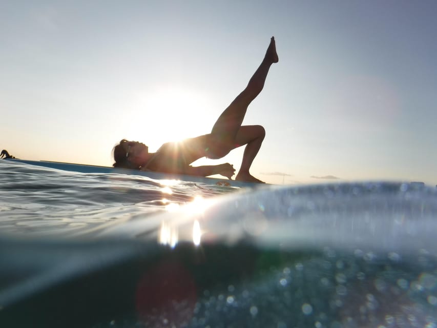 Honolulu: SUP (Standup Paddleboard) Yoga Class - Adapting familiar poses to the water
