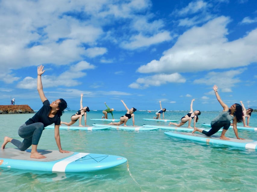 Honolulu: SUP (Standup Paddleboard) Yoga Class - What to bring to Magic Island