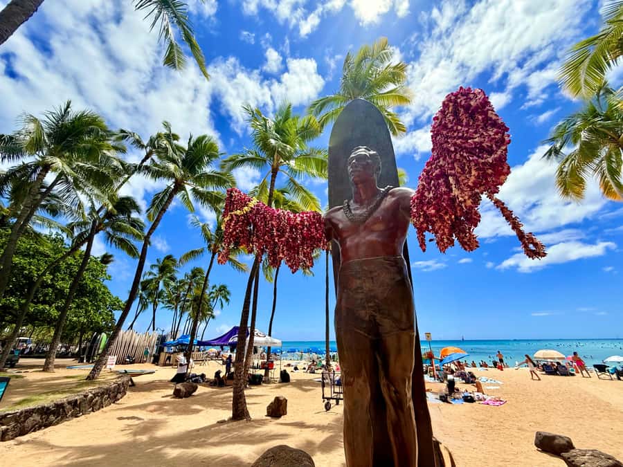 Honolulu: Waikiki Food Tour with Local Guide - Poke brings fresh fish and local seasoning