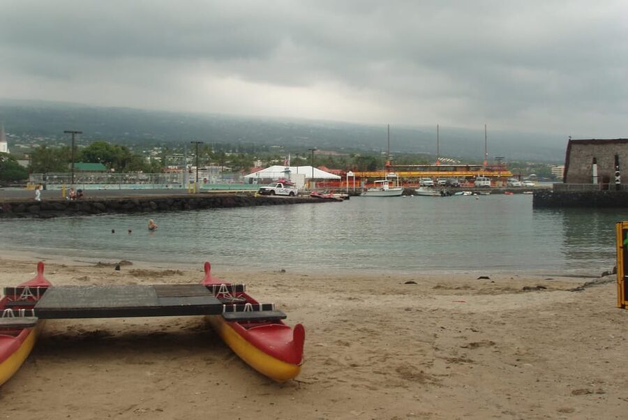 Kailua-Kona: Haunted History Ghost Walking Tour - Mokuʻaikaua Church and two kinds of miracles