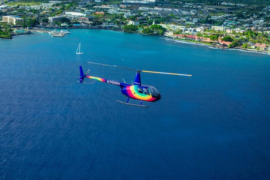 Kailua-Kona: Hualalai Volcano Doors On/Off Helicopter Tour - What this one-hour flight really gives you