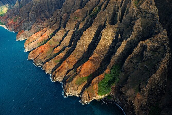 Kauai Airplane Tour: Na Pali Coast, Waterfalls & Window Seats - From Lihue to Wailua Falls