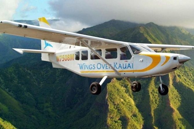 Kauai Deluxe Sightseeing Flight - Why an aerial tour makes sense on Kauai