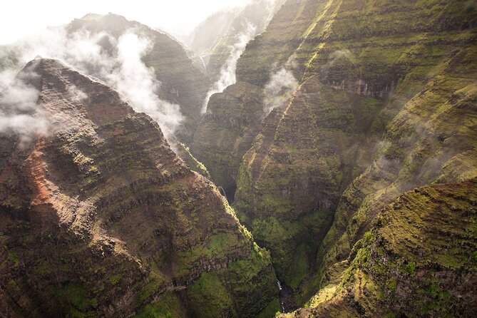 Kauai Deluxe Waterfall Safari: Helicopter Tour - Check-in at Safari Helicopters in Lihue
