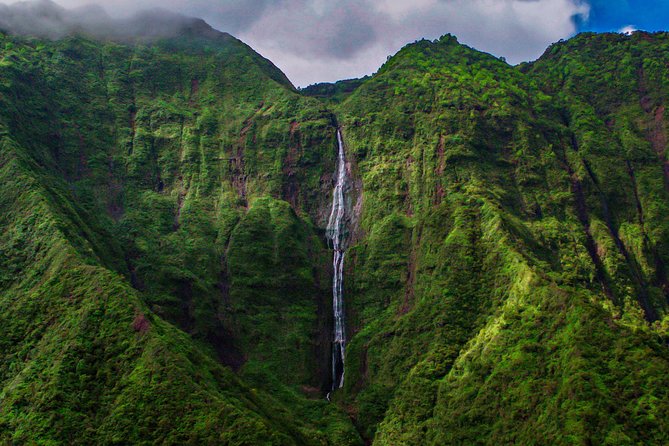Kauai Eco Adventure Helicopter Tour - A smooth cabin, but motion sickness is possible
