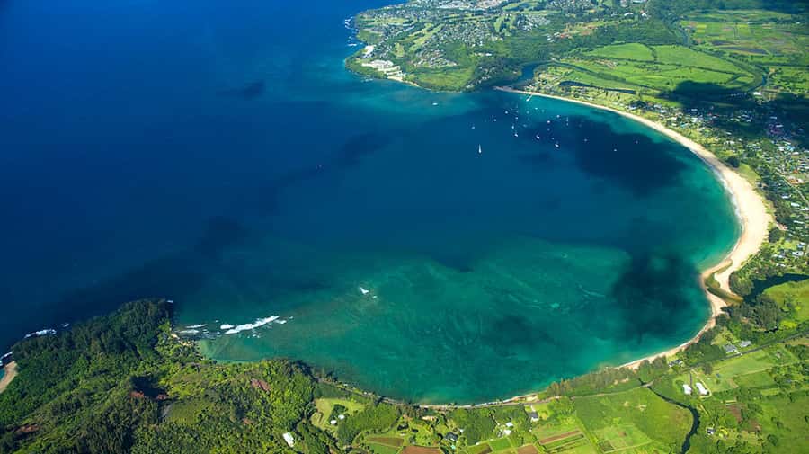 Kauai: Entire Kauai Air Tour with Window Seats - The Na Pali Coast’s sharp cliffs