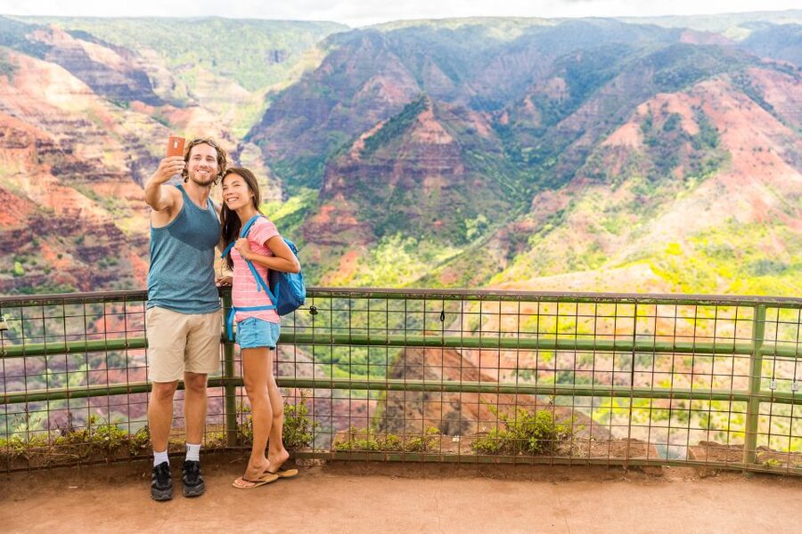 Kauai: Full-Day Waimea Canyon & Wailua River Tour - What the guide can add to the day