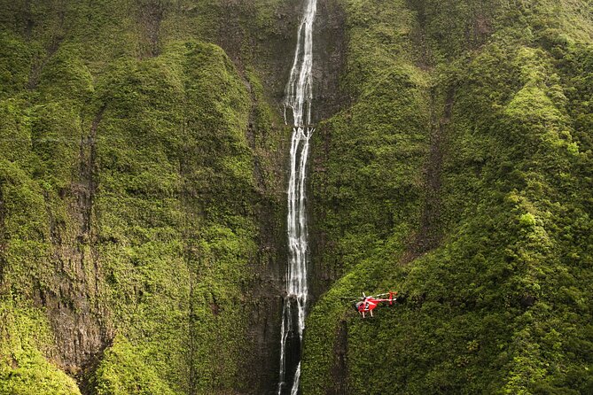 Kauai: Hughes 500 4-Passenger Doors-Off Helicopters - Why the Hughes 500 works so well over Kauai