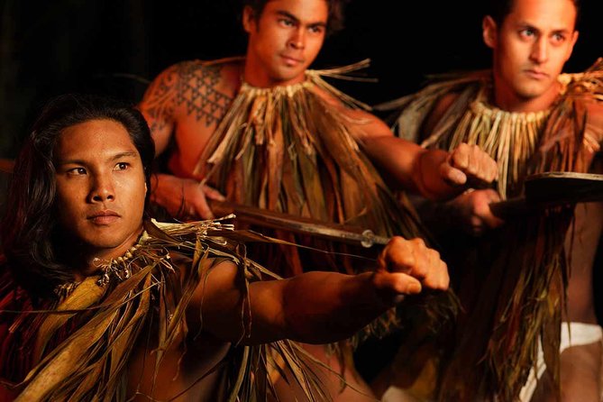 Kauai: Luau Kalamaku with Buffet Dinner and Show - Choosing between standard, Silver, and Gold seating