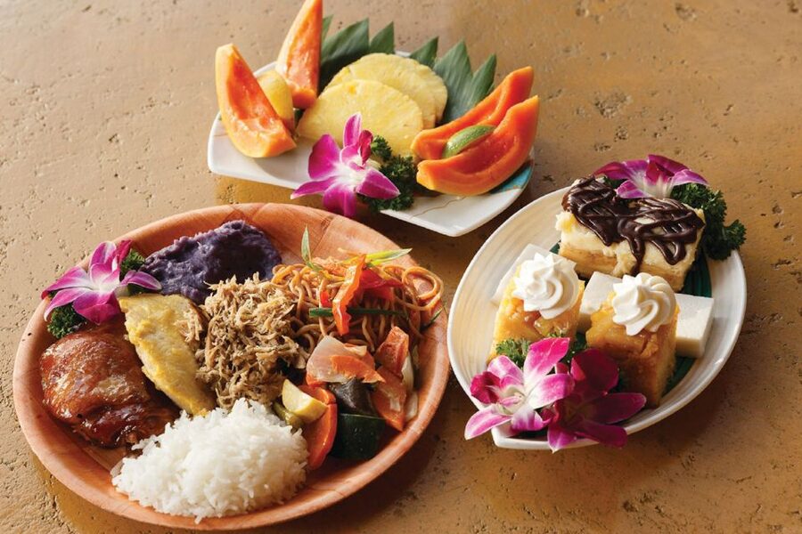 Kauai: Luau Kalamaku with Buffet Dinner & Show - Why the Kalamaku show is the evening’s main attraction