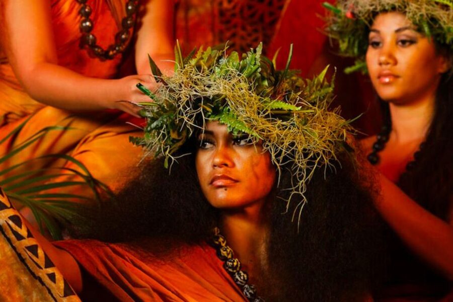 Kauai: Luau Kalamaku with Buffet Dinner & Show - Open bar and drink expectations