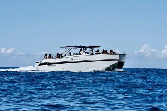 Kauai: Na Pali Coast Power Catamaran - Four and a half hours on the power catamaran