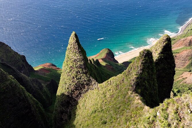 Kauai: Na Pali Sunset & Sightsee Boat Tour - What dinner and drinks are really like