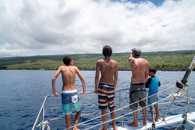 Kealakekua Bay (Captain Cook Monument) Snorkel and Sail Adventure - Why the Crew Matters on This Tour