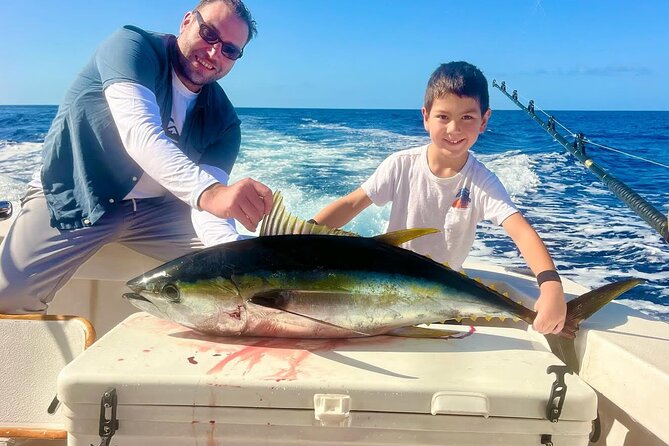 Kona Hawaii Per Person Shared Fishing with Bite Me Sportfishing - Four hours off Kona, with fishing as the gamble