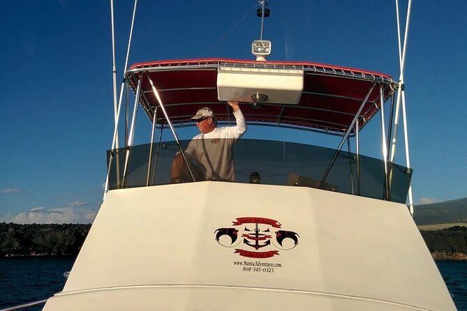 Manta Ray Night Snorkel in Kona - Wetsuits, warm showers, and what to pack