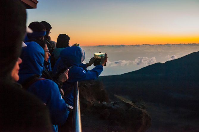 Maui: Haleakala Sunrise Spectacular with Local Breakfast - Health, age, and comfort concerns