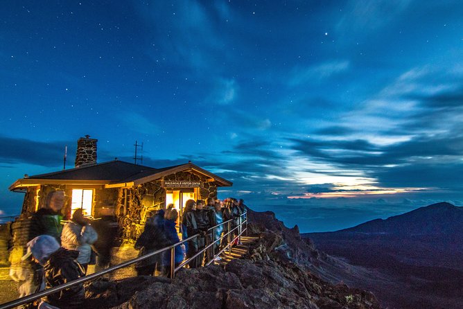 Maui: Majestic Haleakala Sunrise Tour with Pick-up - The dark ride up Haleakala