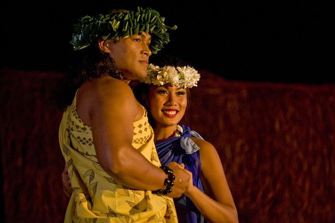 Maui Nui Luau at the Sheraton Maui Resort & Spa - A Hawaiian buffet with a few strong points