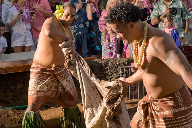 Maui Nui Luau at the Sheraton Maui Resort & Spa - What happens before dinner