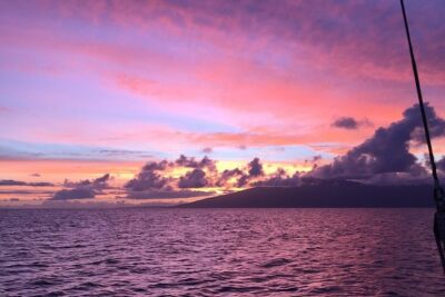 Original Sunset Cruise with Open Bar from Ka’anapali Beach