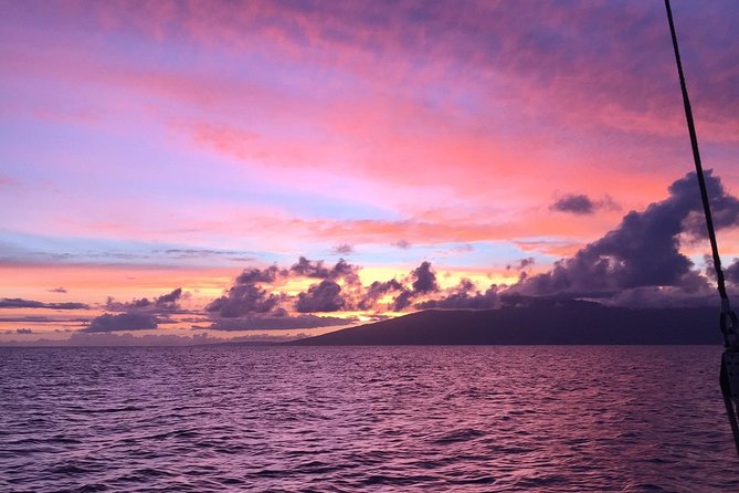 Maui: Original Sunset Cruise with Open Bar from Ka’anapali Beach - What is served from the open bar
