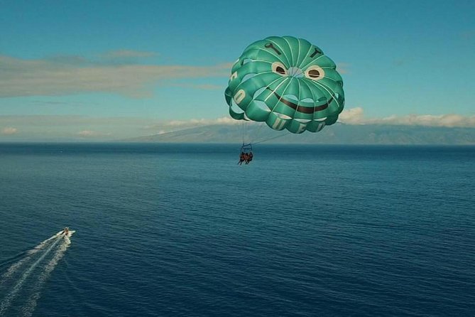 Maui Parasailing Experience from Ka'anapali - The 45 to 60 minute boat ride around Ka’anapali