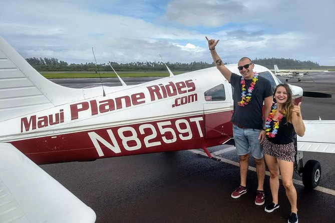 Maui -PRIVATE- Air Tour: 5 Islands: (2-5 people): SEE Even MORE! - Wailea resorts, Kihei beaches, and Maui’s central valley