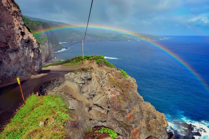 Maui: Road to Hana Adventure with Farm to Table Lunch - Why letting someone else drive matters