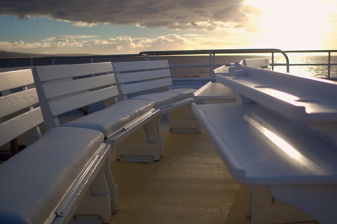 Maui Sunset Dinner Cruise - A Hawaiian Hula Experience - A sunset cruise with more than a view