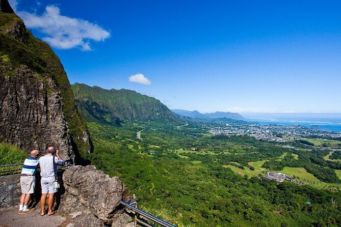 Oahu Circle Island Tour with Waimea Waterfall - North Shore fruit, surf, and lunch