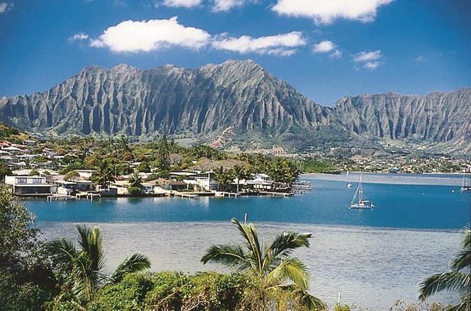 Oahu Grand Circle Island: Discover the Heart & Soul of Hawaii - Diamond Head and Honolulu’s southeastern coast