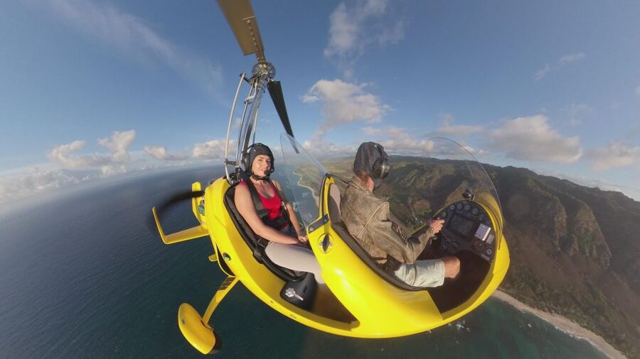Oahu: Gyroplane Flight over North Shore of Oahu Hawaii - The 10-minute briefing before takeoff