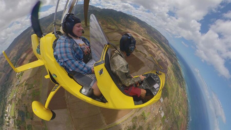 Oahu: Gyroplane Flight over North Shore of Oahu Hawaii - Arriving at Dillingham Airfield and hangar B7