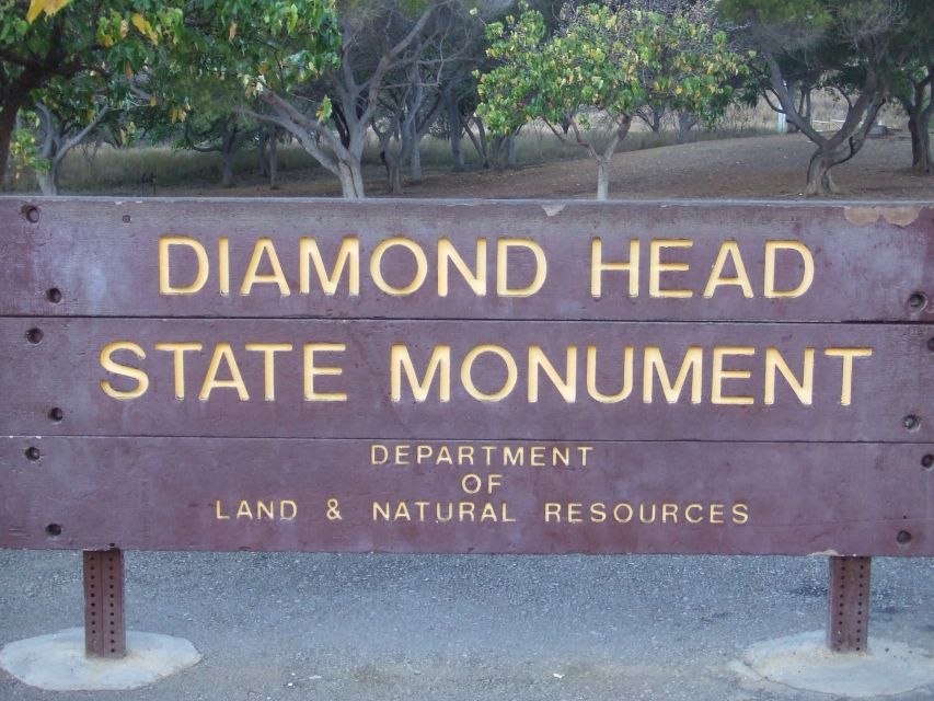 Oahu: Honolulu to (1st) Diamond Head Shuttle with Malasada - Reaching the Diamond Head Trailhead