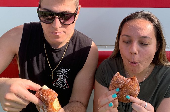 Oahu in a Day: Waterfall - Food Trucks - Lookouts - Small Crowds - Surf country, beaches, and North Shore food trucks