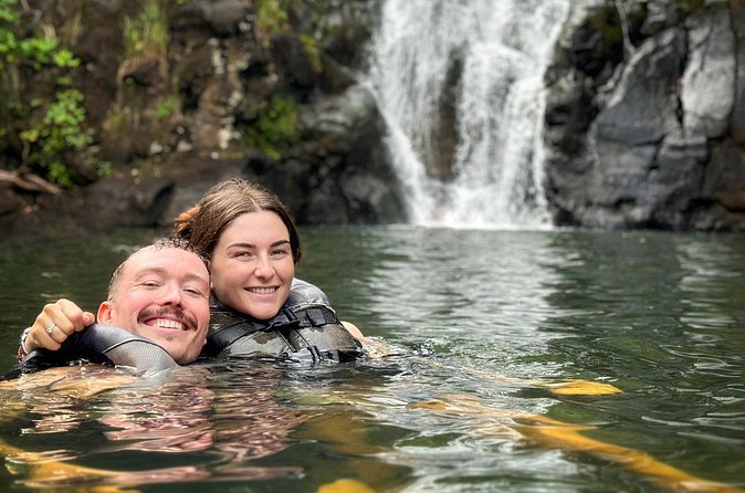 Oahu in a Day: Waterfall - Food Trucks - Lookouts - Small Crowds - Leonard’s malasada and the ride back to Waikiki
