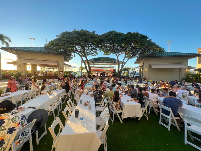 Oahu: Ka Moana Luau Dinner and Show at Aloha Tower - A Polynesian production with humor and a clear story