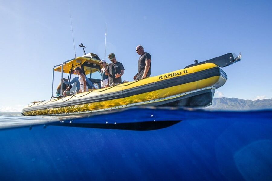 Oahu: North Shore Haleʻiwa: Private Boat Charter - What a private North Shore charter changes