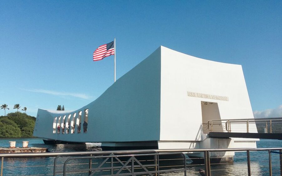 Oahu: Pearl Harbor, USS Arizona, and City Highlights Tour - Old Honolulu adds Hawaiian history and royal landmarks