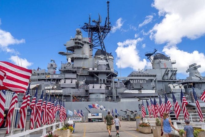 Oahu: Pearl Harbor USS Arizona Memorial & Battleship Missouri - Why these two Pearl Harbor sites work so well together
