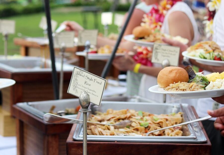 Oahu: Queens Waikiki Luau - Key points at a glance