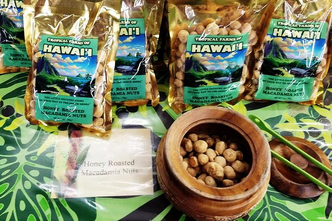 Oahu's Ultimate Tour: Dole, Turtle Snorkel, Pali Lookout & More - Macadamia nuts, fruit, and a flexible lunch