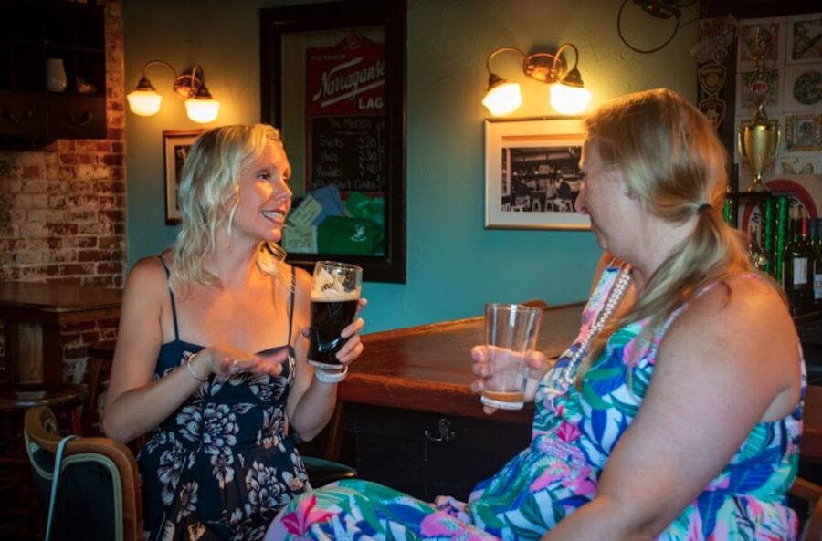 Oahu: Sips & Secrets of Hawaii Pub Crawl - Beer Bundle or Dry Run?